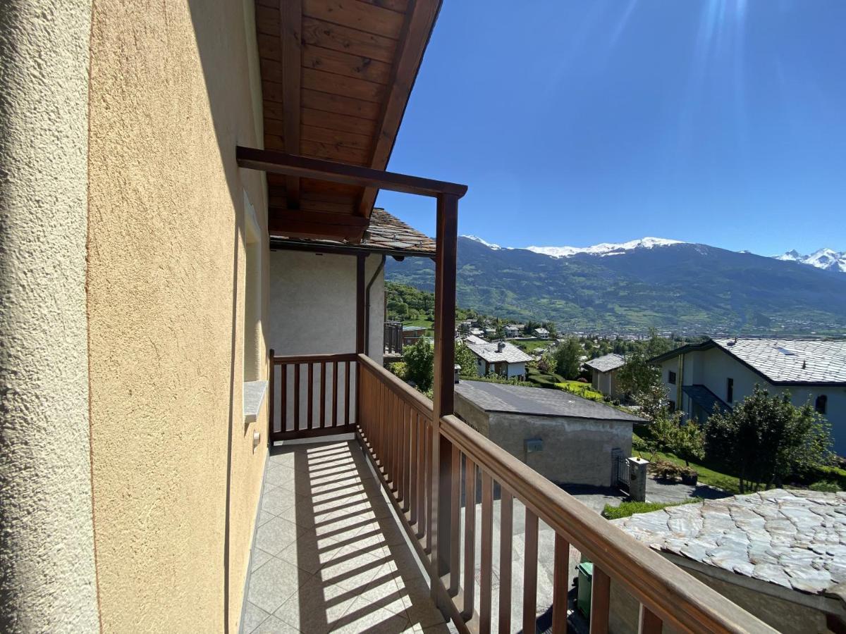 Grenier Du Coeur Apartment Aosta Exterior photo