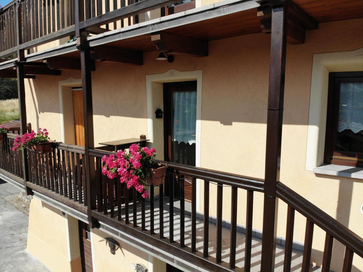 Grenier Du Coeur Apartment Aosta Exterior photo